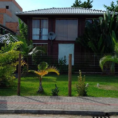 Casa Alquiler En Bombas Bombinhas Vila Exterior foto