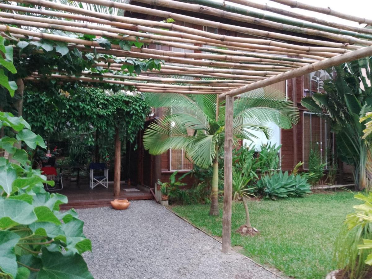 Casa Alquiler En Bombas Bombinhas Vila Exterior foto